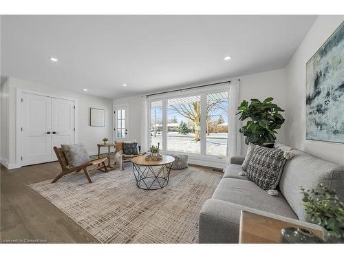 4 Ryerse Crescent, Port Dover, ON - Indoor Photo Showing Living Room