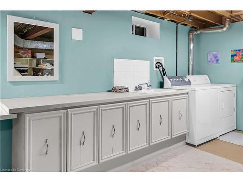 353 Lake Street, Grimsby, ON - Indoor Photo Showing Laundry Room