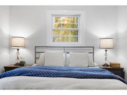 114 Traymore Avenue, Hamilton, ON - Indoor Photo Showing Bedroom