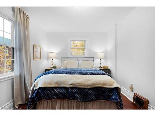 114 Traymore Avenue, Hamilton, ON - Indoor Photo Showing Bedroom