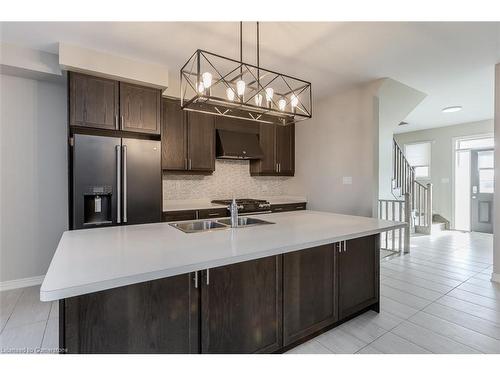 219 Skinner Road, Waterdown, ON - Indoor Photo Showing Kitchen With Double Sink With Upgraded Kitchen