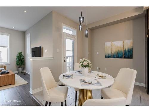 219 Skinner Road, Waterdown, ON - Indoor Photo Showing Dining Room