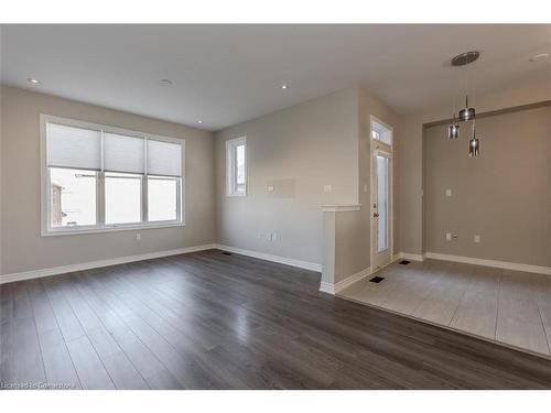 219 Skinner Road, Waterdown, ON - Indoor Photo Showing Other Room