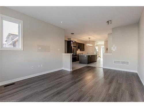 219 Skinner Road, Waterdown, ON - Indoor Photo Showing Living Room