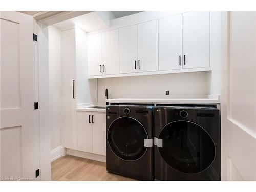 256 Mountain Road, Grimsby, ON - Indoor Photo Showing Laundry Room