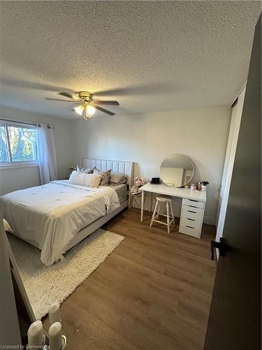 52-75 Ventura Drive, St. Catharines, ON - Indoor Photo Showing Bedroom