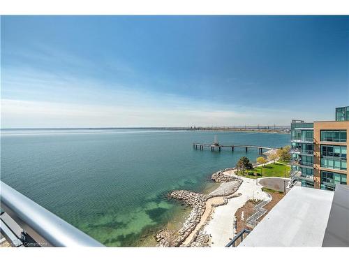 2060 Lakeshore Road, Burlington, ON - Outdoor With Body Of Water With View