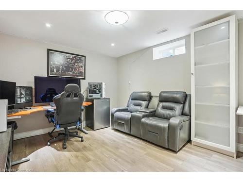 8 Felicia Court, Hamilton, ON - Indoor Photo Showing Office