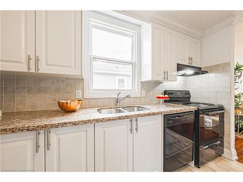 187 Summerhill Avenue, Hamilton, ON - Indoor Photo Showing Kitchen With Double Sink