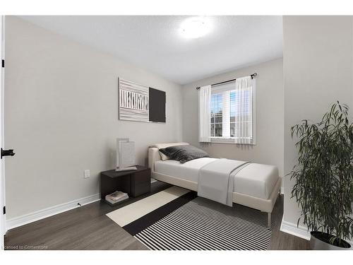 44 Dennis Drive Drive, Smithville, ON - Indoor Photo Showing Bedroom