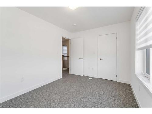 12-590 North Service Road, Stoney Creek, ON - Indoor Photo Showing Other Room