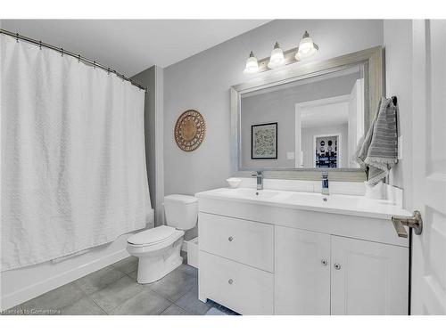 53 Diana Avenue, Grimsby, ON - Indoor Photo Showing Bathroom