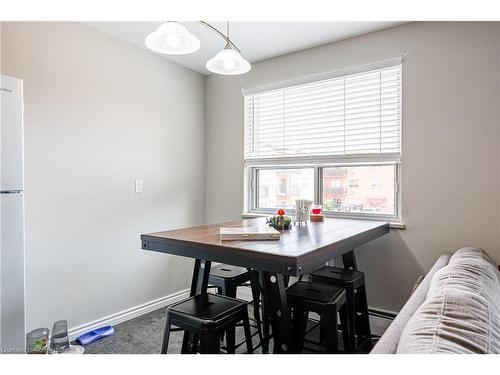 211-485 Thorold Road, Welland, ON - Indoor Photo Showing Dining Room