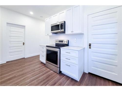 42 Strathcona Avenue, Brantford, ON - Indoor Photo Showing Kitchen