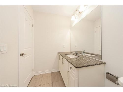 204-2375 Bronte Road, Oakville, ON - Indoor Photo Showing Bathroom