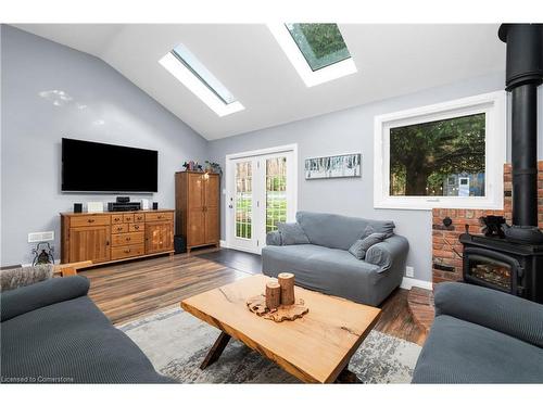 2118 Governors Road, Ancaster, ON - Indoor Photo Showing Living Room With Fireplace