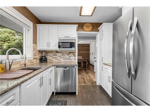 2118 Governors Road, Ancaster, ON - Indoor Photo Showing Kitchen With Stainless Steel Kitchen With Upgraded Kitchen