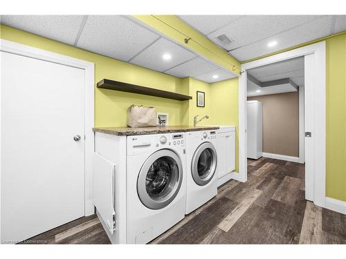 2118 Governors Road, Ancaster, ON - Indoor Photo Showing Laundry Room