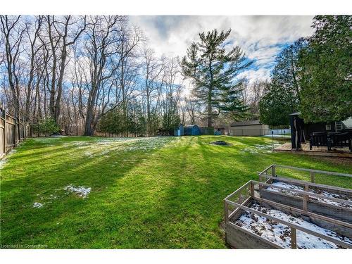 2118 Governors Road, Ancaster, ON - Outdoor With Backyard