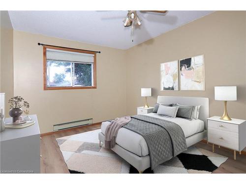 13 Cumming Street, St. Catharines, ON - Indoor Photo Showing Bedroom