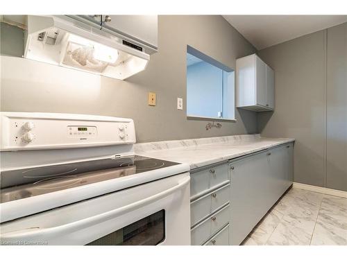 55 Willow Street, Paris, ON - Indoor Photo Showing Laundry Room