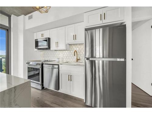 1203-105 The Queensway, Toronto, ON - Indoor Photo Showing Kitchen With Upgraded Kitchen