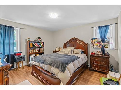 17 Prestwick Avenue, St. Catharines, ON - Indoor Photo Showing Bedroom