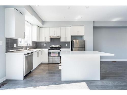 158-1890 Rymal Road E, Hamilton, ON - Indoor Photo Showing Kitchen With Stainless Steel Kitchen With Double Sink