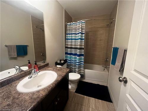 57 Cedar Street, Grimsby, ON - Indoor Photo Showing Bathroom