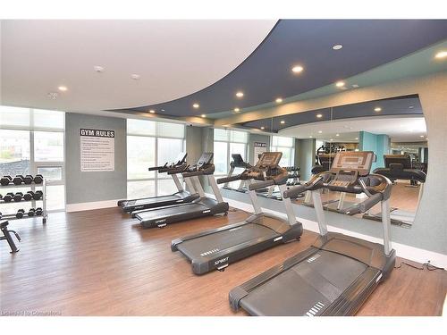 707-450 Dundas Street E, Waterdown, ON - Indoor Photo Showing Gym Room