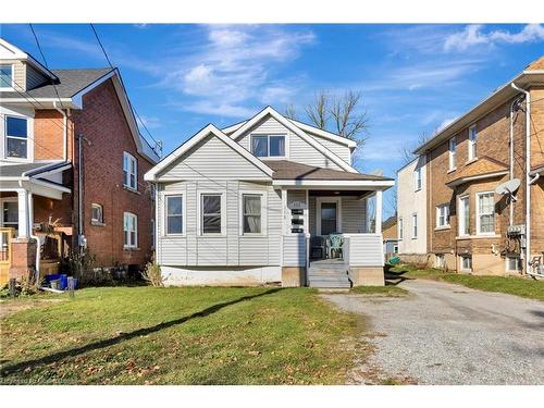 112 Dorothy Street, Welland, ON - Outdoor With Facade