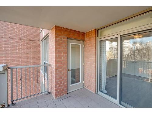 503-442 Maple Avenue, Burlington, ON - Outdoor With Balcony With Exterior