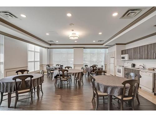 503-442 Maple Avenue, Burlington, ON - Indoor Photo Showing Dining Room