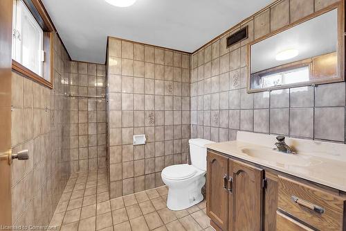 749 Mud Street E, Stoney Creek, ON - Indoor Photo Showing Bathroom