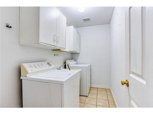 14 Saddler Street, Fonthill, ON - Indoor Photo Showing Laundry Room