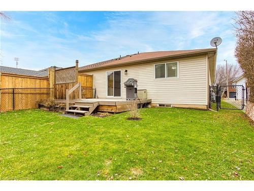 14 Saddler Street, Fonthill, ON - Outdoor With Deck Patio Veranda