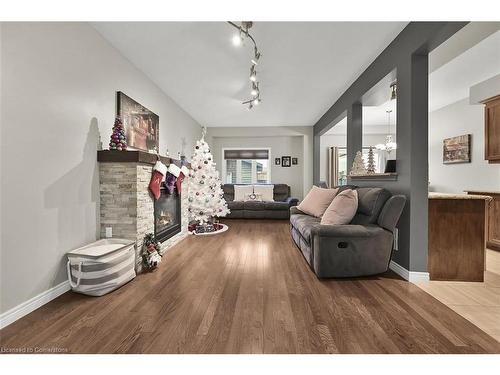 35 Willowbanks Terrace, Hamilton, ON - Indoor Photo Showing Living Room With Fireplace