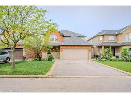 109 Wills Crescent, Hamilton, ON - Outdoor With Facade