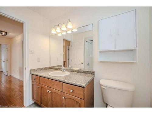 109 Wills Crescent, Hamilton, ON - Indoor Photo Showing Bathroom