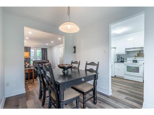 8-596 Grey Street, Brantford, ON - Indoor Photo Showing Dining Room