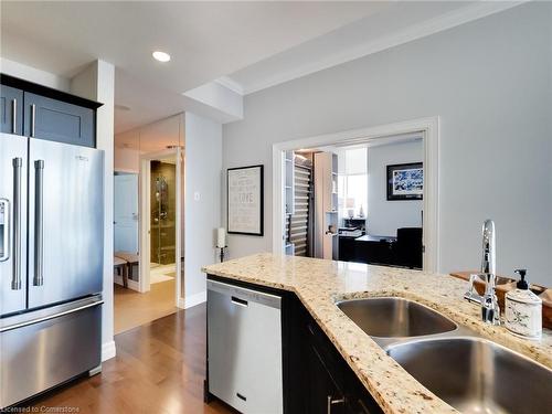 1601-360 Pearl Street, Burlington, ON - Indoor Photo Showing Kitchen With Double Sink