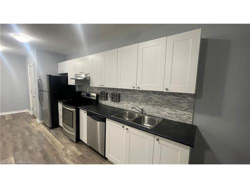 15-468 Main Street E, Hamilton, ON - Indoor Photo Showing Kitchen With Stainless Steel Kitchen With Double Sink