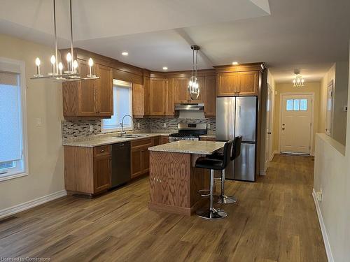 9-152 Cross Street E, Dunnville, ON - Indoor Photo Showing Kitchen With Stainless Steel Kitchen With Double Sink