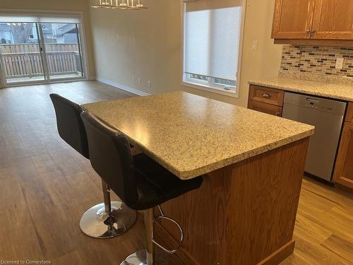 9-152 Cross Street E, Dunnville, ON - Indoor Photo Showing Kitchen