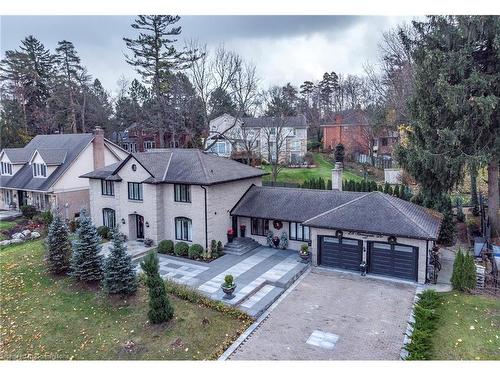 28 Stonegate Drive, Ancaster, ON - Outdoor With Facade