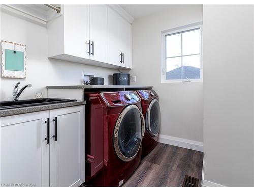 92 Ivy Crescent, Thorold, ON - Indoor Photo Showing Laundry Room