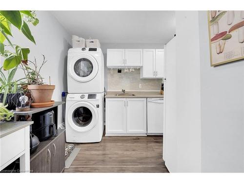 826-350 Quigley Road, Hamilton, ON - Indoor Photo Showing Laundry Room