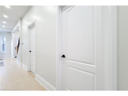 38 Clyde Street, Hamilton, ON - Indoor Photo Showing Other Room