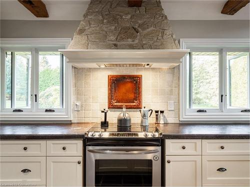 5906 Winston Churchill Boulevard, Erin, ON - Indoor Photo Showing Kitchen