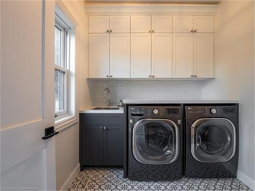 5906 Winston Churchill Boulevard, Erin, ON - Indoor Photo Showing Laundry Room